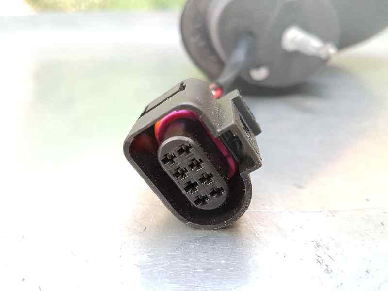 Recambio de retrovisor derecho para seat leon (1p1) reference referencia OEM IAM  7 CABLES ELECTRICO-CARCASA ROTA