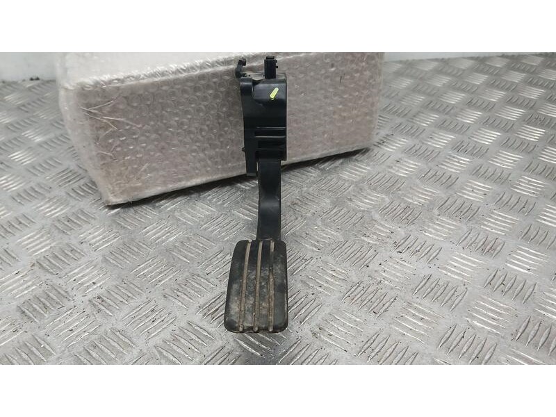 Recambio de potenciometro pedal para renault express furgoneta/monovolumen 1.5 blue dci 95 (f6ab) referencia OEM IAM 180026976R 