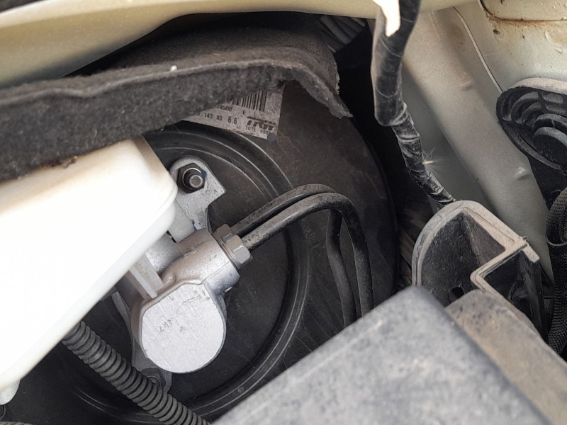 Recambio de servofreno para citroën c3 iii (sx) 1.2 vti 82 referencia OEM IAM 1609894980  