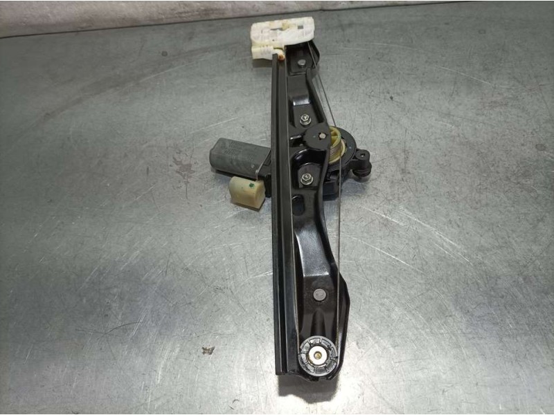 Recambio de elevalunas trasero derecho para bmw serie 3 lim. (f30) 320d efficientdynamics edition referencia OEM IAM 7351050 177