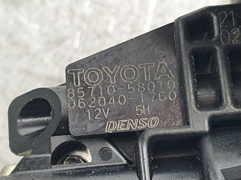 Recambio de elevalunas delantero derecho para lexus is200 (ds2/is2) 220d referencia OEM IAM 8571028010 0320401760 DENSO ELECTRIC