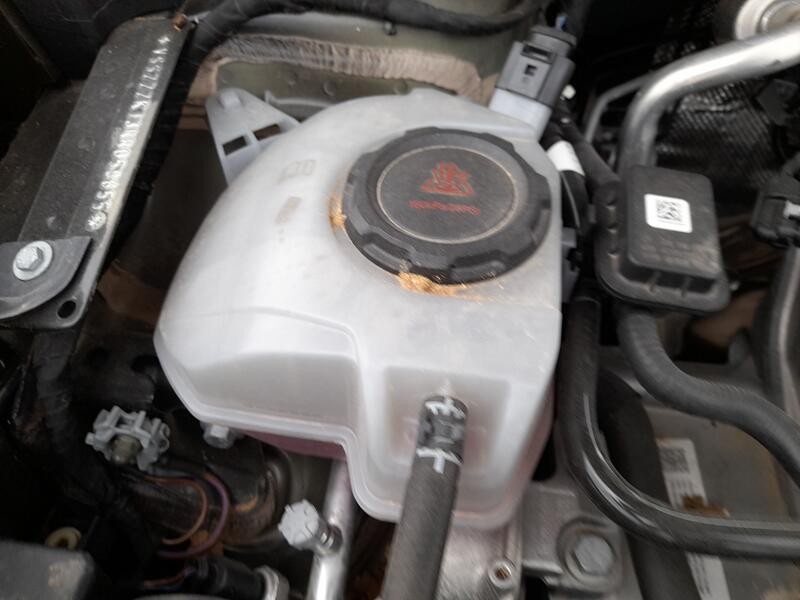 Recambio de deposito expansion para seat arona (kj7, kjp) 1.0 tsi referencia OEM IAM 2Q0121407D  