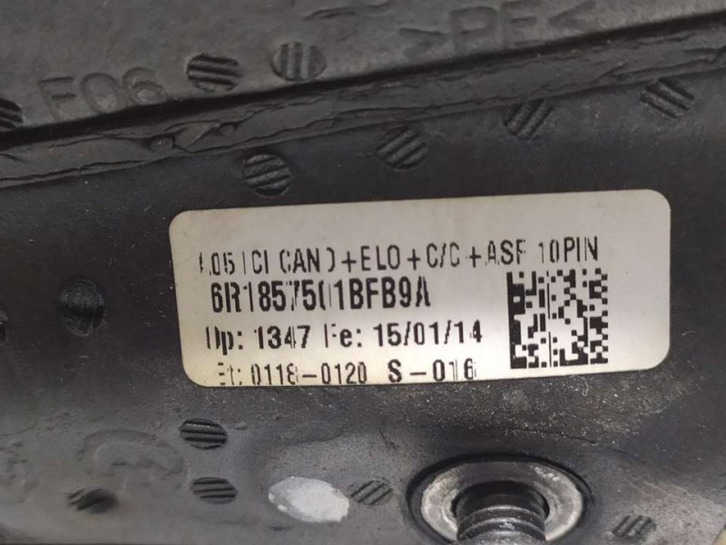 Recambio de retrovisor izquierdo para volkswagen polo (6r1) advance referencia OEM IAM 6R1857501BFB9A 6 CABLES ELECTRICO TOCADO