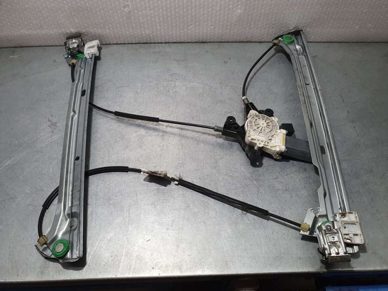 Recambio de elevalunas delantero izquierdo para mercedes-benz vito kasten (639) 110 cdi lang (639.603) referencia OEM IAM A63972