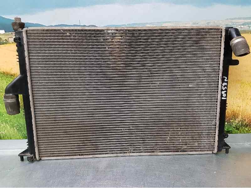 Recambio de radiador agua para dacia sandero ambiance referencia OEM IAM 8200735039 B15502003 1 PATA ROTA