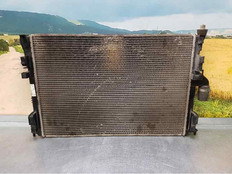 Recambio de radiador agua para dacia sandero ambiance referencia OEM IAM 8200735039 B15502003 1 PATA ROTA