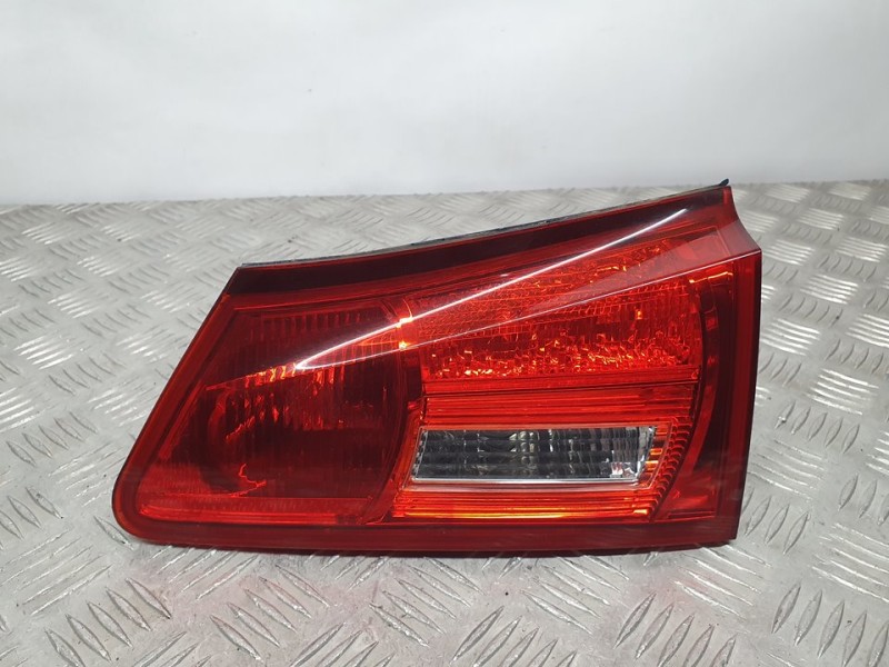 Recambio de piloto trasero derecho para lexus is200 (ds2/is2) 220d referencia OEM IAM   INTERIOR