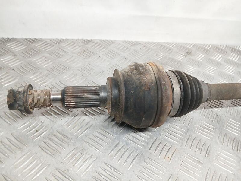 Recambio de transmision trasera izquierda para lexus is200 (ds2/is2) 220d referencia OEM IAM 4234030160  