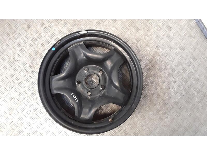 Recambio de llanta para toyota corolla hatchback (_e21_, _ea1_, _eh1_) 1.8 vvti hybrid (zwe219) referencia OEM IAM 7X16 5 TORN E