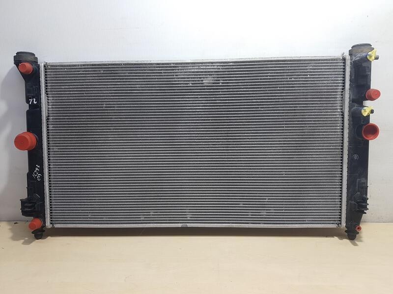 Recambio de radiador agua para toyota corolla (e21) hybrid active referencia OEM IAM DT4221367383 DENSO 