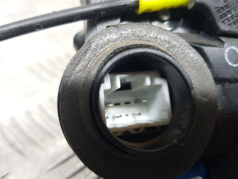 Recambio de cerradura puerta trasera derecha para toyota land cruiser prado (_j15_) 2.8 d-4d (gdj150_, gdj155_, gdj150) referenc