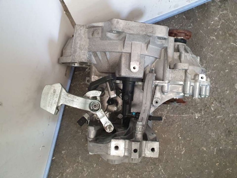 Recambio de caja cambios para audi a3 (8v) ambiente ultra referencia OEM IAM RSW 25047 6VELOCIDADES