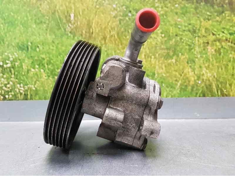 Recambio de bomba direccion para ford fiesta (cbk) futura referencia OEM IAM 2S6C3A696DD  KYB