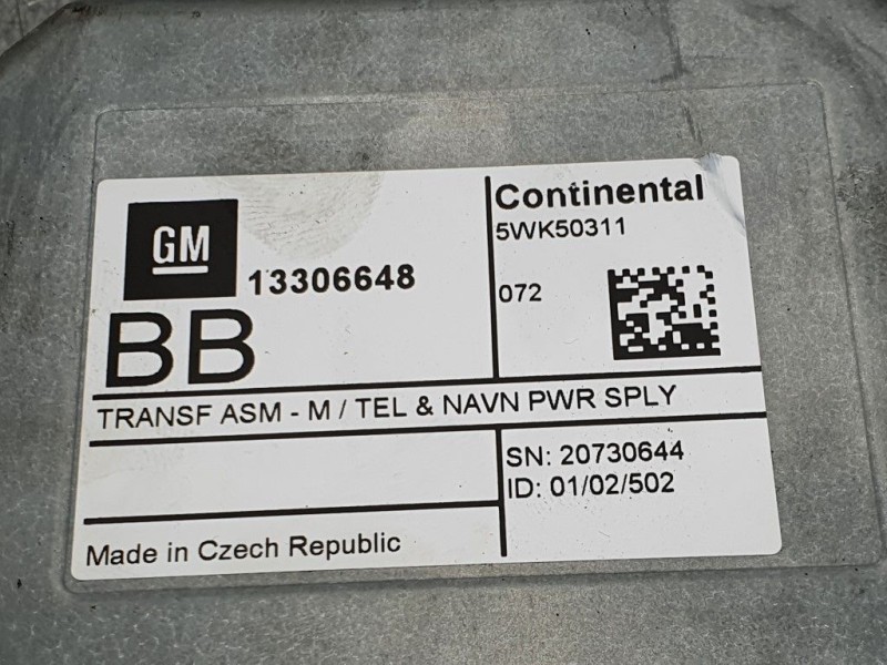 Recambio de modulo electronico para chevrolet aveo sedán ltz referencia OEM IAM 13306648 5WK50311 CONTINENTAL CENTRALITA NAVEGAD
