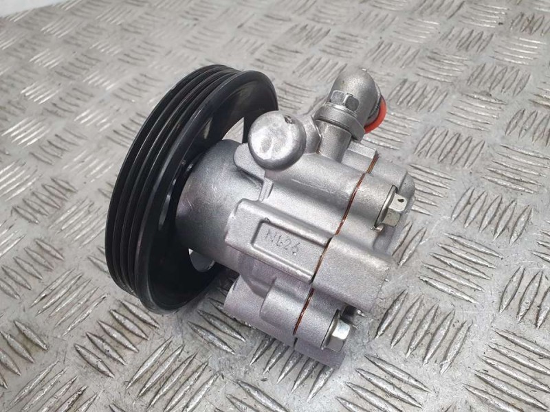 Recambio de bomba direccion para opel astra j lim. cosmo referencia OEM IAM SIN REF  