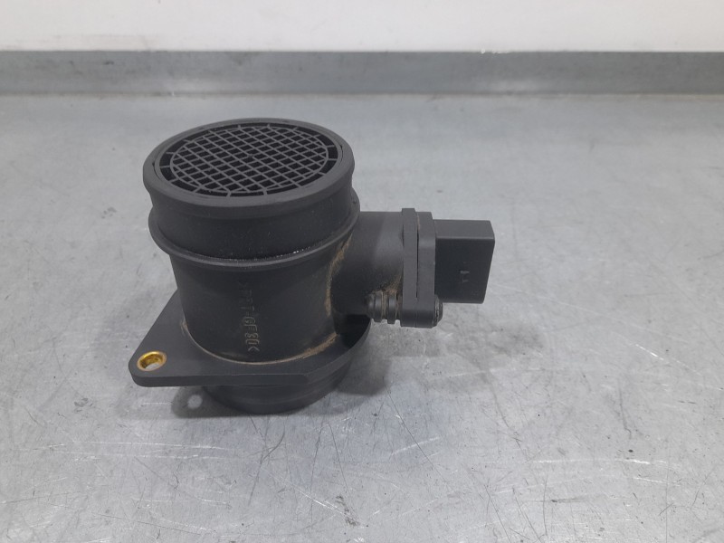 Recambio de caudalimetro para volkswagen golf iv (1j1) 1.8 t referencia OEM IAM 06A906461L 0280218063 BOSCH