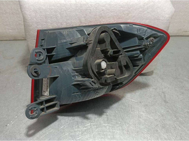 Recambio de piloto trasero izquierdo para bmw serie 3 lim. (f30) 320d efficientdynamics edition referencia OEM IAM 7372783  EXTE