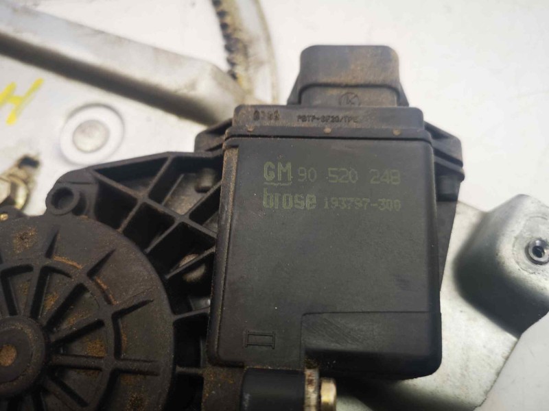 Recambio de elevalunas delantero derecho para opel omega b 2.5 turbodiesel (x 25 td / u 25 td / l93) referencia OEM IAM 90520246