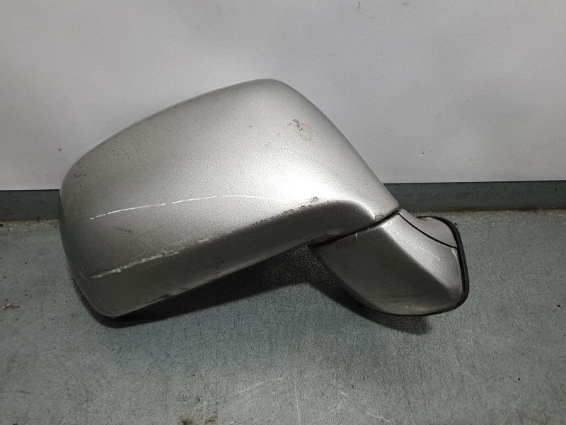 Recambio de retrovisor derecho para hyundai trajet (fo) 2.0 crdi gls referencia OEM IAM 876063A300 ELECTRICO 5 PINS ROZADO 