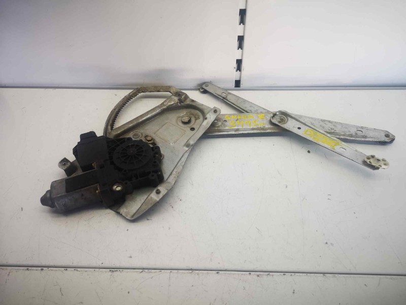 Recambio de elevalunas delantero izquierdo para opel omega b 2.5 turbodiesel (x 25 td / u 25 td / l93) referencia OEM IAM 905202