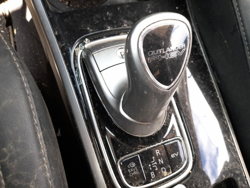 Recambio de palanca cambio para mitsubishi outlander iii (gf_w, gg_w) phev 4wd (gg3w) referencia OEM IAM 2400A355  