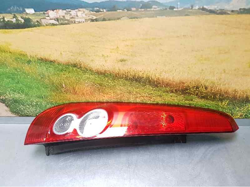 Recambio de piloto trasero izquierdo para ford fiesta (cbk) futura referencia OEM IAM   ROZADO VER FOTOS