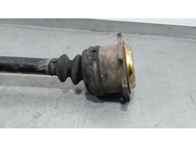 Recambio de transmision delantera izquierda para audi a6 berlina (c4) 2.5 tdi referencia OEM IAM 4A0407272DF  