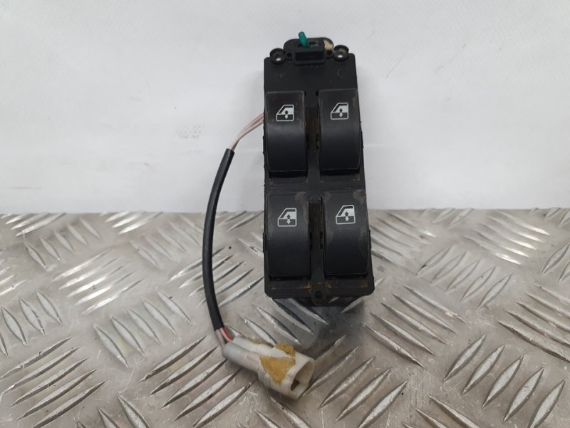 Recambio de mando elevalunas delantero izquierdo para tata grand safari dicor 4x4 referencia OEM IAM SIN REF  