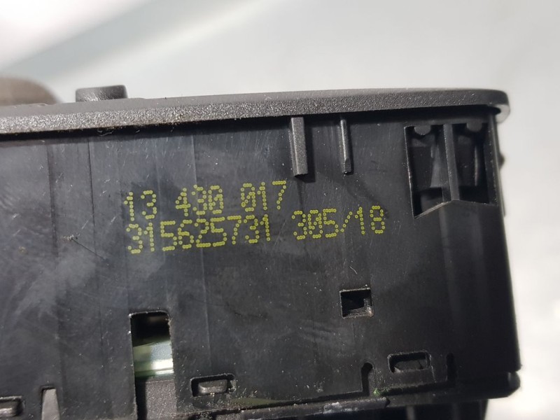 Recambio de mando elevalunas delantero izquierdo para opel corsa e color edition ecoflex referencia OEM IAM 13430017 315625731 