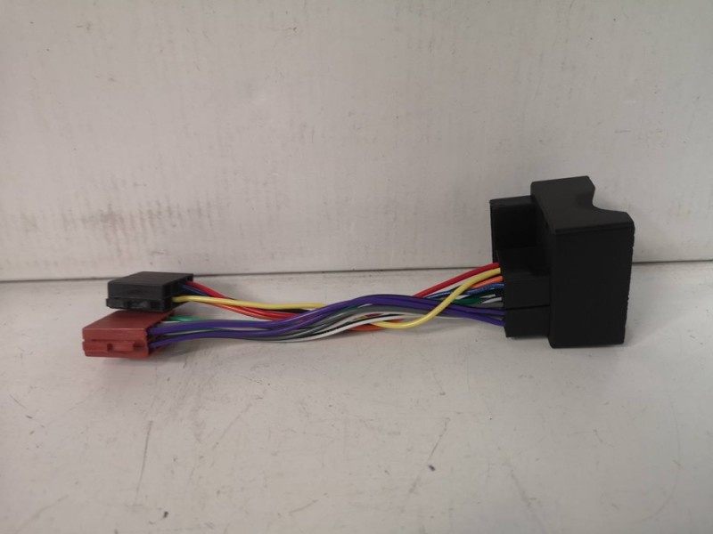 Recambio de conector universal iso para citroën c3 referencia OEM IAM   