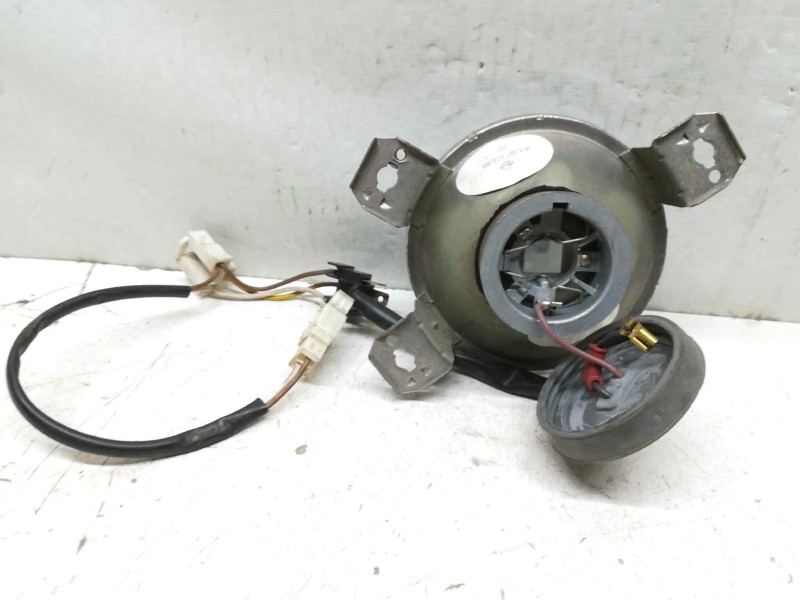 Recambio de faro luz larga izquierdo para volkswagen polo (867/871/873) azur berlina referencia OEM IAM   