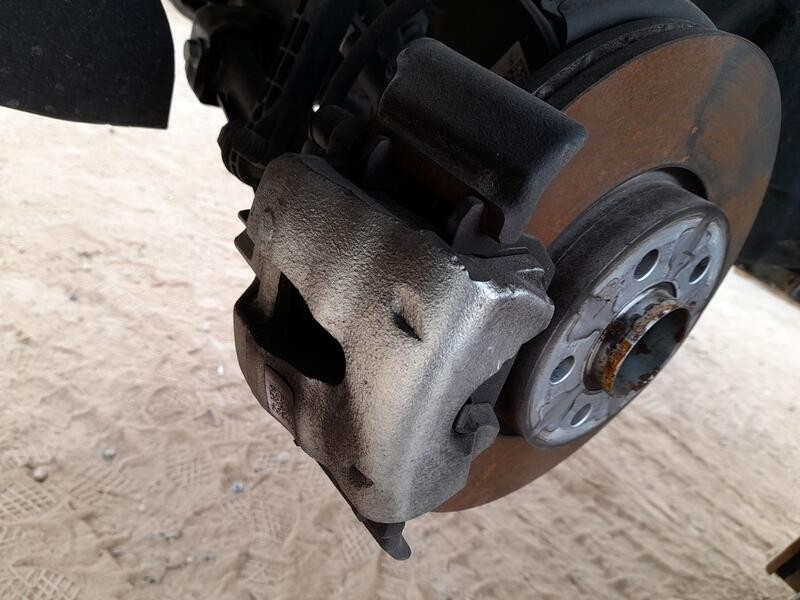 Recambio de pinza freno delantera izquierda para seat arona (kj7, kjp) 1.0 tsi referencia OEM IAM 2Q0615123A  