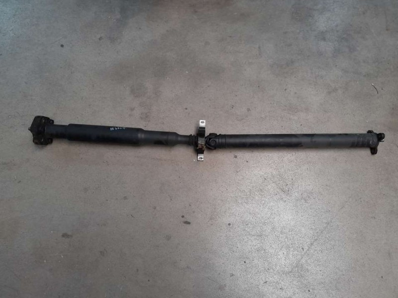 Recambio de transmision central para bmw serie 3 lim. (f30) 320d efficientdynamics edition referencia OEM IAM 760004205  TRASERA