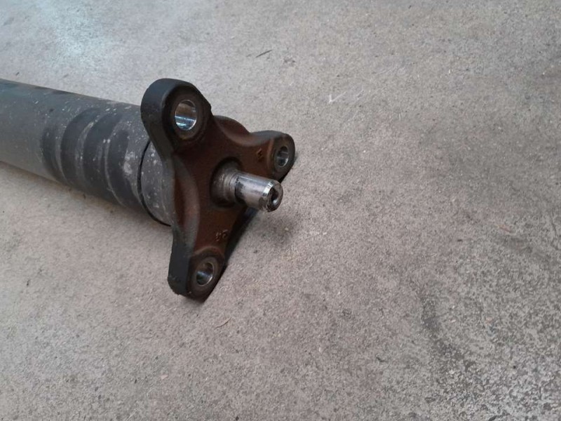 Recambio de transmision central para bmw serie 3 lim. (f30) 320d efficientdynamics edition referencia OEM IAM 760004205  TRASERA