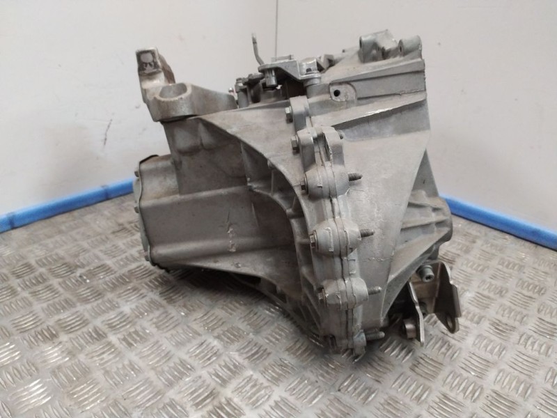 Recambio de caja cambios para peugeot 308 access referencia OEM IAM 20EA47 2144721 6VELOCIDADES