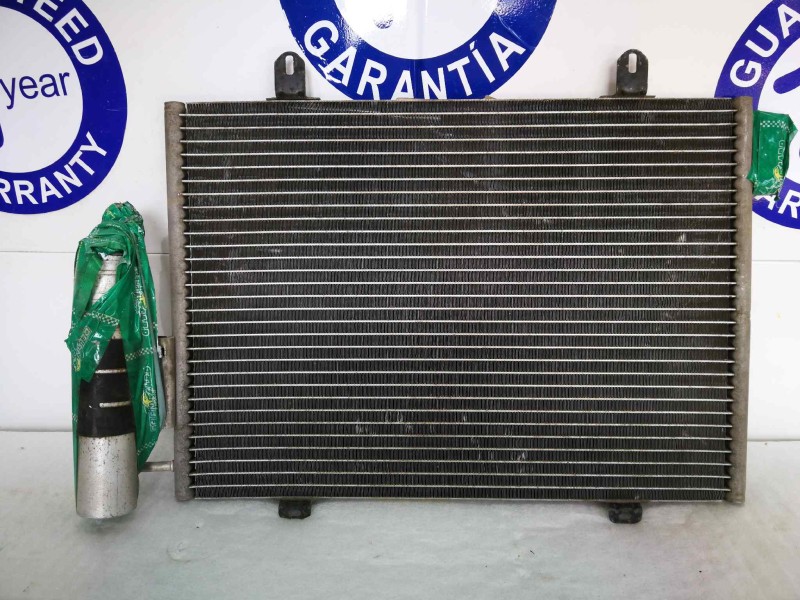 Recambio de condensador / radiador aire acondicionado para renault clio ii fase i (b/cbo) 1.4 referencia OEM IAM 7700414103C  