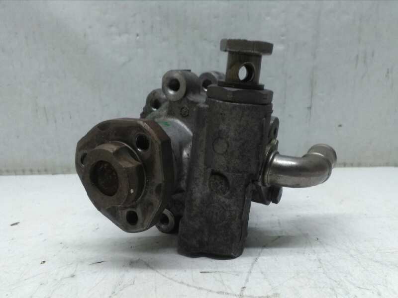 Recambio de bomba direccion para seat ibiza (6k1) 1.9 sdi referencia OEM IAM 6N0422154F  KYB