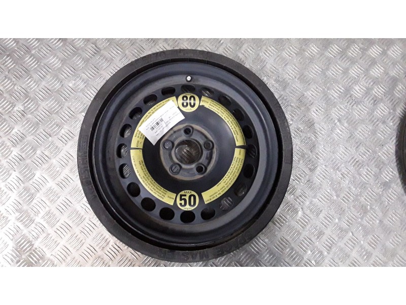 Recambio de rueda galleta para audi a1 (8x) ambition referencia OEM IAM 5X15 5 TORN ET28 VREDESTEIN 155/70/15/78P