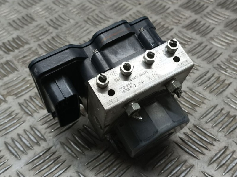Recambio de abs para toyota aygo x-cite referencia OEM IAM 445400H070 269665 