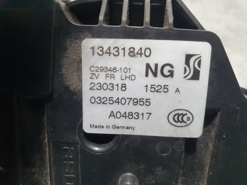 Recambio de cerradura puerta delantera derecha para opel corsa e selective referencia OEM IAM 13431840 0325407955 6 PINES