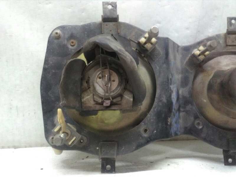 Recambio de faro luz larga derecho para seat 131 referencia OEM IAM   