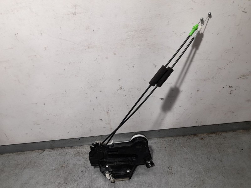 Recambio de cerradura puerta delantera izquierda para toyota aygo x-cite referencia OEM IAM SIN REF  5 PINES