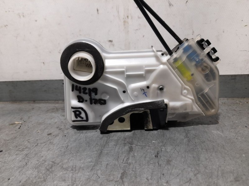 Recambio de cerradura puerta delantera izquierda para toyota aygo x-cite referencia OEM IAM SIN REF  5 PINES