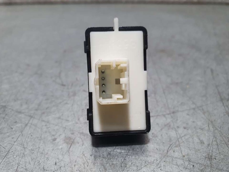 Recambio de mando elevalunas trasero izquierdo para fiat 500 x (334) city cross referencia OEM IAM 735603927 30170844 