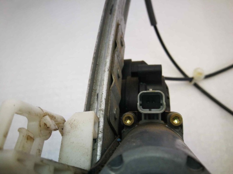 Recambio de elevalunas delantero derecho para peugeot 206 berlina 1.4 hdi referencia OEM IAM   