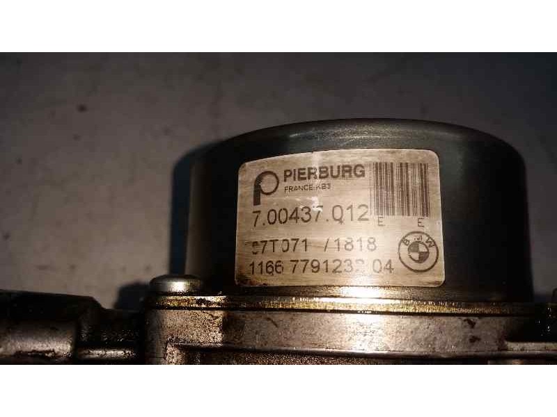 Recambio de depresor freno / bomba vacio para bmw x5 (e70) 3.0 turbodiesel cat referencia OEM IAM 700437012 779123204 PIERBURG