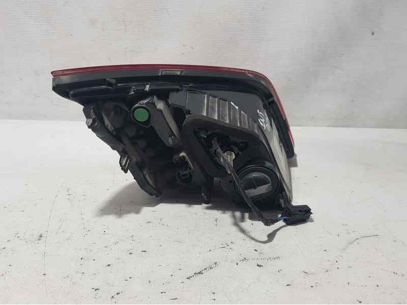 Recambio de piloto trasero derecho para peugeot 308 access referencia OEM IAM 9677818280  INTERIOR