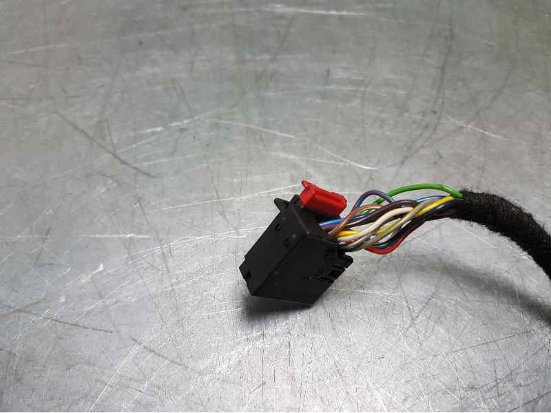 Recambio de retrovisor derecho para volkswagen passat berlina (3c2) highline referencia OEM IAM  13 CABLES ELECTRICO