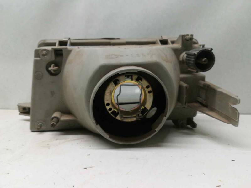 Recambio de faro derecho para renault 9 referencia OEM IAM 67506609  VALEO