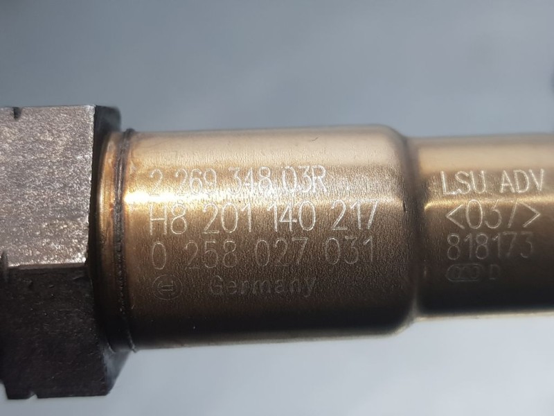 Recambio de sonda lambda para dacia sandero stepway referencia OEM IAM 8201140217 0258029031 BOSCH